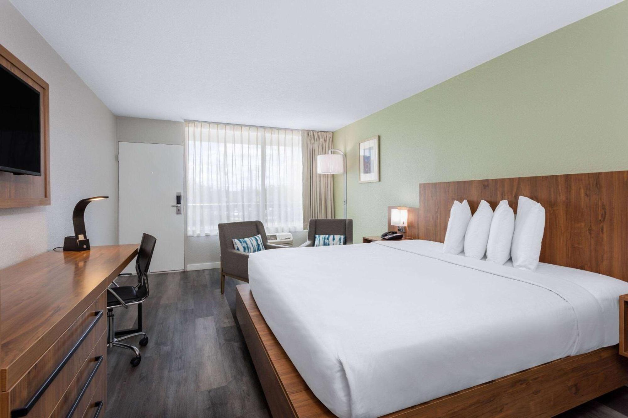 รามาดา บาย วินด์แฮม แอลตามอนเต สปริงส์ Hotel แอลตามอนเตสปริงส์ ภายนอก รูปภาพ