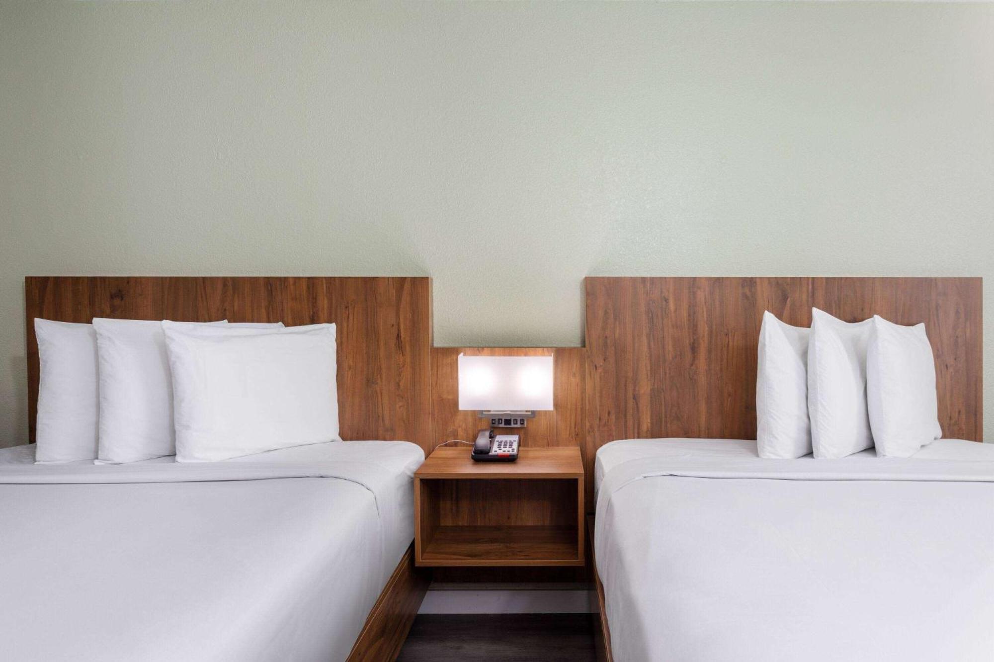 รามาดา บาย วินด์แฮม แอลตามอนเต สปริงส์ Hotel แอลตามอนเตสปริงส์ ภายนอก รูปภาพ